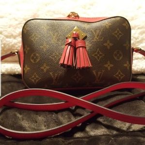 Louis Vuitton Saintoge crossbody